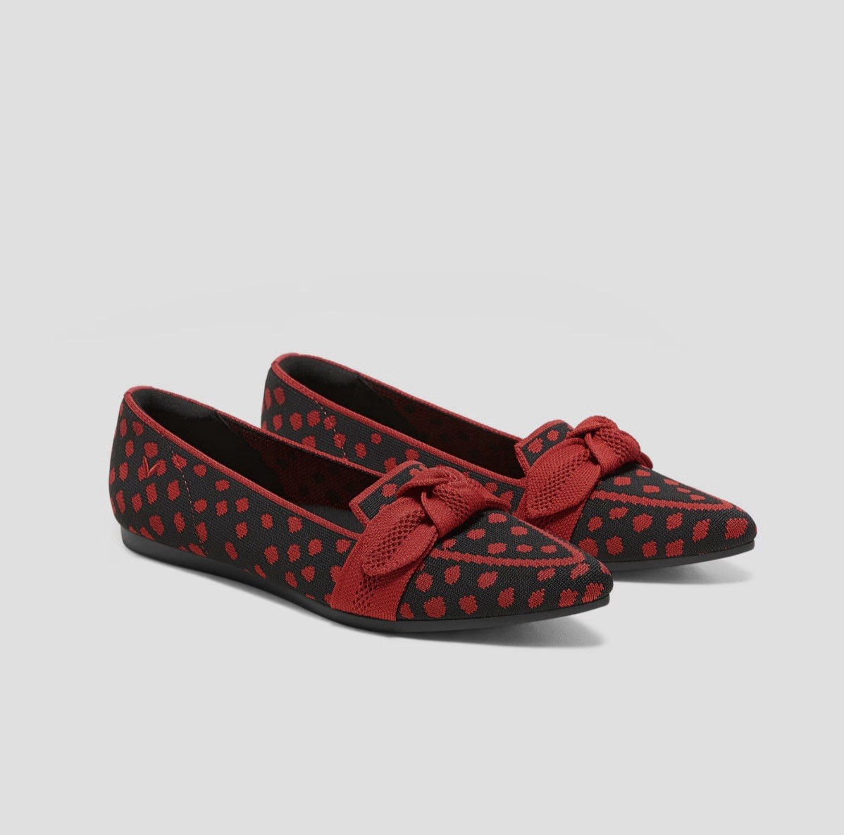 Vivaia Pointed Toe Loafers Michelle 2.0 Ruby Red Women Size 5 Polka Dot Preppy